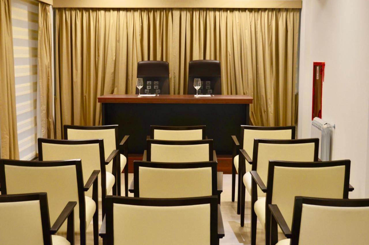 בואנוס איירס Hotel 6 De Octubre מראה חיצוני תמונה